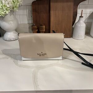 Kate Spade Beige and White Women's Bag